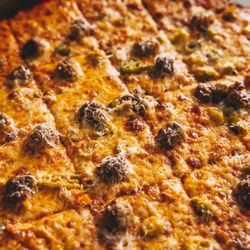 Dicey's Pizza & Tavern