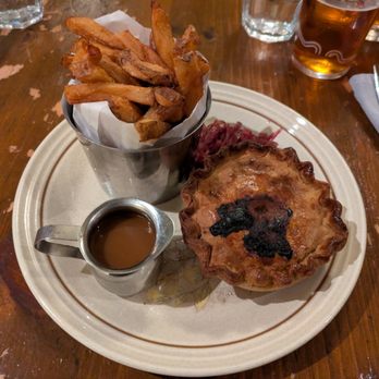 The Queen And Beaver Public House - Steak and ale pie and chips - Pubs Near Me - Toronto, Ontario The Queen And Beaver Public House - Steak and ale pie and chips - Pubs Near Me - Toronto, Ontario