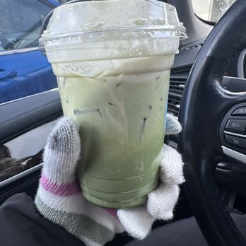 SweetDude Coffee & Café - Vanilla matcha with caramel cold foam - Coffee & Tea Near Me - Clive, Iowa SweetDude Coffee & Café - Vanilla matcha with caramel cold foam - Coffee & Tea Near Me - Clive, Iowa