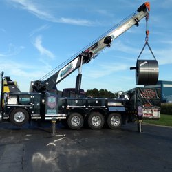 Hutch's Towing & Recovery