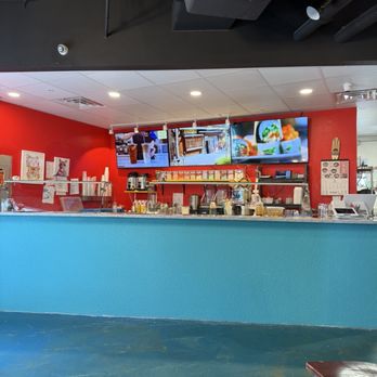 Mad Beach Poke - Order counter - Poke Near Me - Madeira Beach, Florida