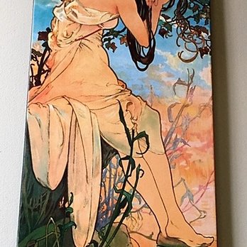 Hôtel de Paris - Parisian art in lobby - Hotels Near Me - Montreal, Quebec