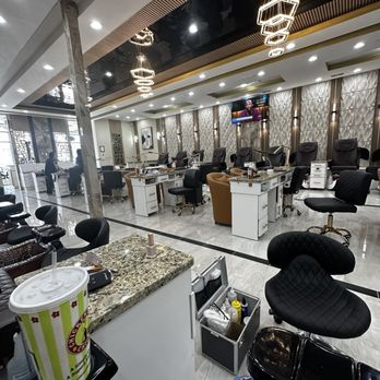 Thyme Nail Spa - Nail Salons Near Me - Columbus, Ohio