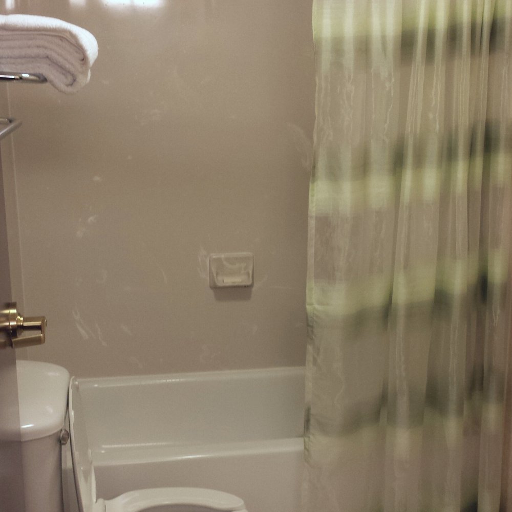 SpringHill Suites by Marriott Minneapolis Eden Prairie - The bathroom. - Hotels Near Me - Eden Prairie, Minnesota SpringHill Suites by Marriott Minneapolis Eden Prairie - The bathroom. - Hotels Near Me - Eden Prairie, Minnesota