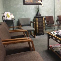 Sabet Chiropractic - Seating area