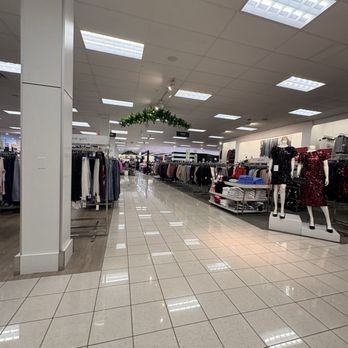 Kohl's - Department Stores Near Me - TUSTIN, California