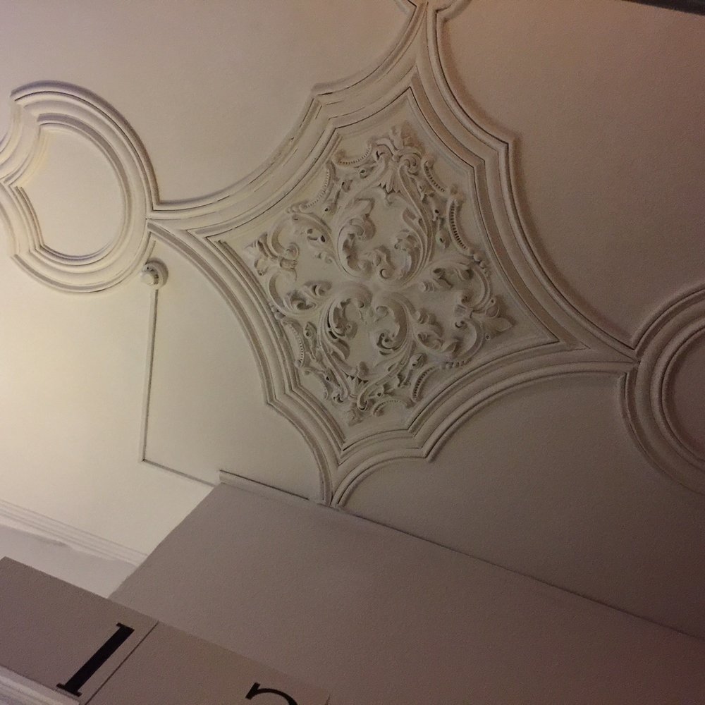 Wine Hostel - Ceiling of our suite - Financial Services Near Me - Porto, 13