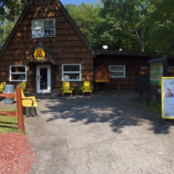 New York City North / Newburgh KOA - Main store/Registration - Campgrounds Near Me - Plattekill, New York