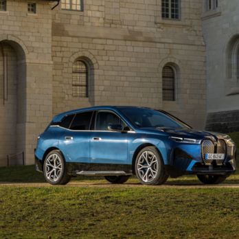 Shuttle Sprints - BMW iX 50. SUV EV - Airport Shuttles Near Me - Vero Beach, Florida Shuttle Sprints - BMW iX 50. SUV EV - Airport Shuttles Near Me - Vero Beach, Florida
