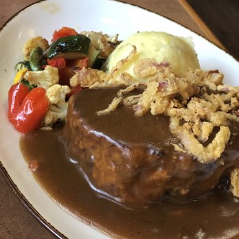 Linn's Restaurant - Meatloaf dinner - American Near Me - Cambria, California