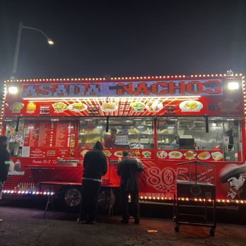 Tacos El Guero - Sign/menu - Food Trucks Near Me - Oxnard, California