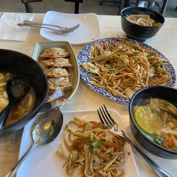 Trendy Vegan - Japanese Curry Udon Purple Puff Stir Fried Udon - Vegan Near Me - Houston, Texas Trendy Vegan - Japanese Curry Udon Purple Puff Stir Fried Udon - Vegan Near Me - Houston, Texas