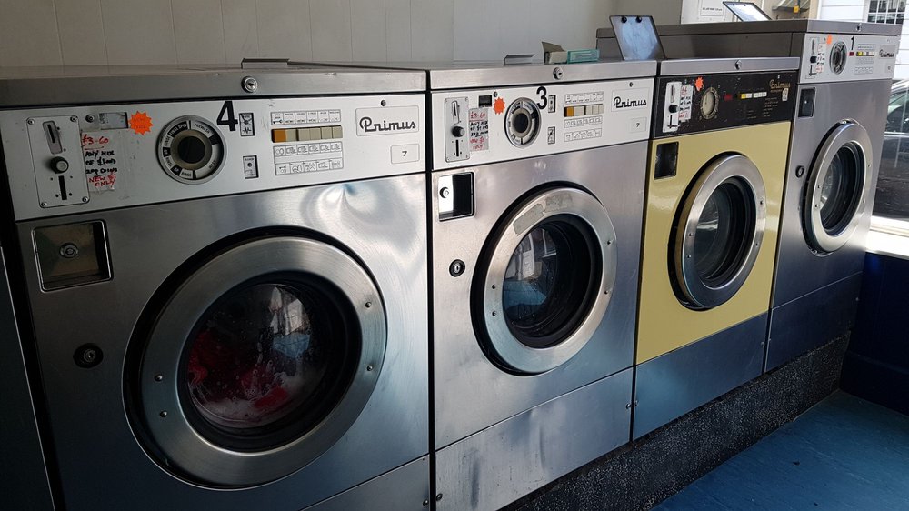 THE LAUNDROMAT Updated July 2024 35a East Reach, Taunton, Somerset