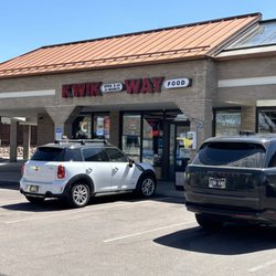 Cottonwood Creek Disc Golf Course - Nearby Kwik Way on Union and Dublin. Has discs for sale.