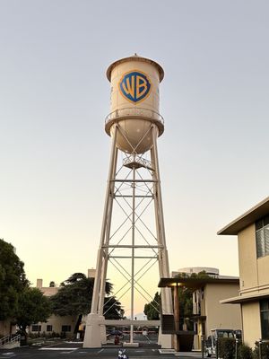 Warner Bros. Studio Tour Hollywood by null