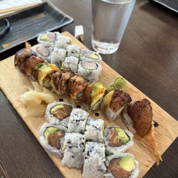 Araki Sushi - Lunch roll combo with salmon avocado, dragon roll, and hamachi avocado - Sushi Bars Near Me - Palo Alto, California Araki Sushi - Lunch roll combo with salmon avocado, dragon roll, and hamachi avocado - Sushi Bars Near Me - Palo Alto, California
