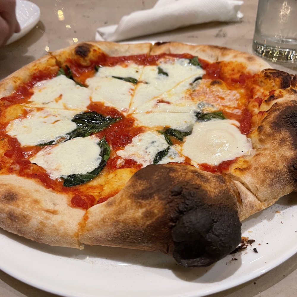 Margarita pizza