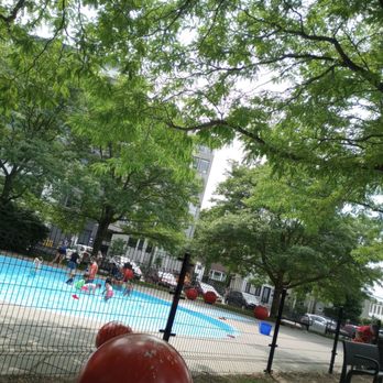 Parkdale Park - Wading pool. - Parks Near Me - Ottawa, Ontario Parkdale Park - Wading pool. - Parks Near Me - Ottawa, Ontario
