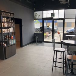 Starbucks - Front entrance