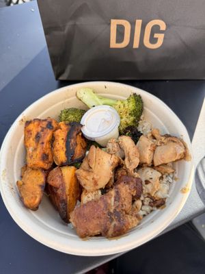 Dig Inn by null