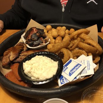 Little Richard's Barbeque - Barbeque Near Me - Mount Airy, North Carolina