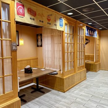 Yummy House - Fun booths - Sushi Bars Near Me - Gulf Breeze, Florida Yummy House - Fun booths - Sushi Bars Near Me - Gulf Breeze, Florida