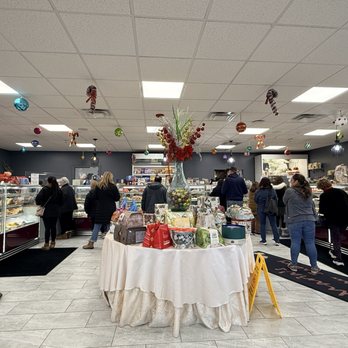 Maria Italian Bakery - Bakeries Near Me - Saddle Brook, New Jersey Maria Italian Bakery - Bakeries Near Me - Saddle Brook, New Jersey