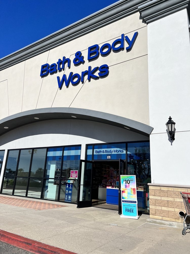BATH & BODY WORKS - Updated July 2025 - 33 Photos & 19 Reviews - Suite ...