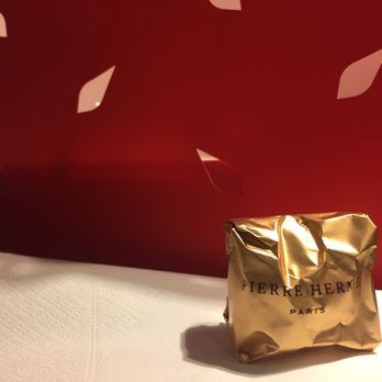 Pierre Hermé - Chocolatiers & Shops Near Me - Paris, 75 Pierre Hermé - Chocolatiers & Shops Near Me - Paris, 75