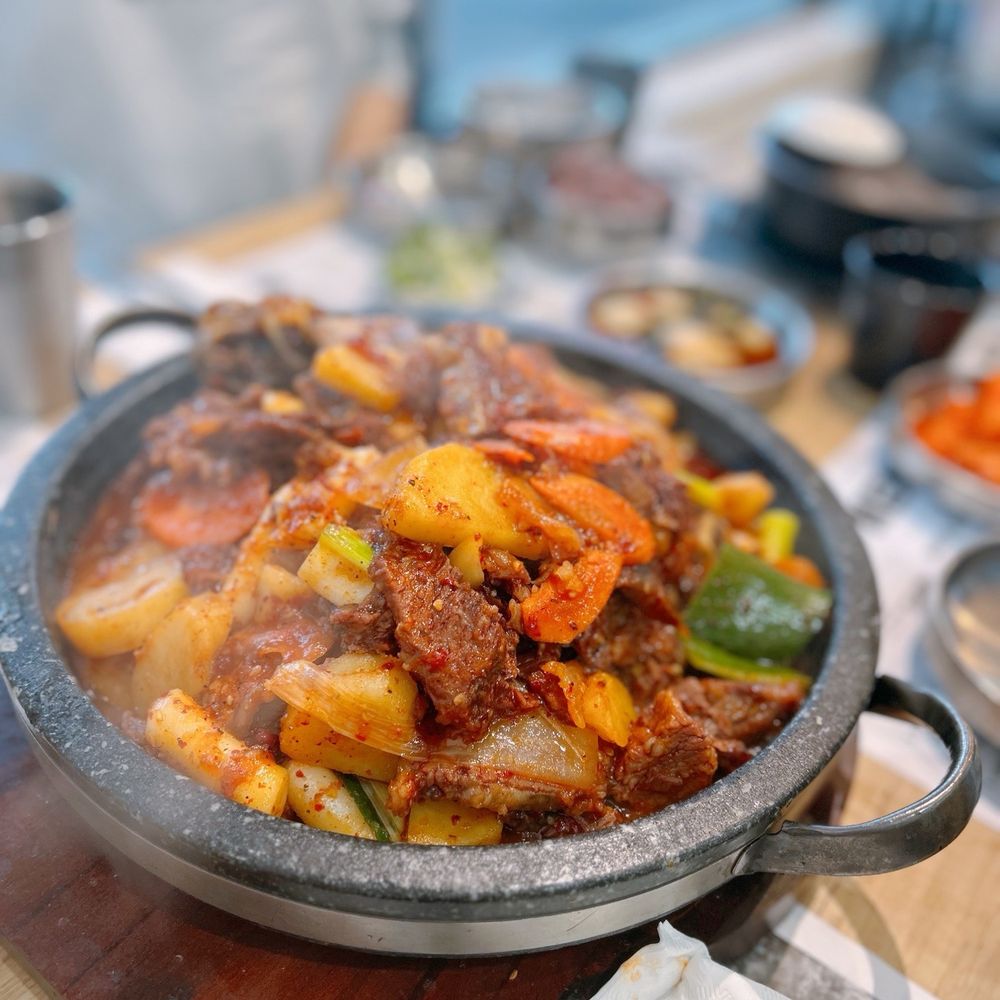 20. Prime braised beef rib, Galbijjim