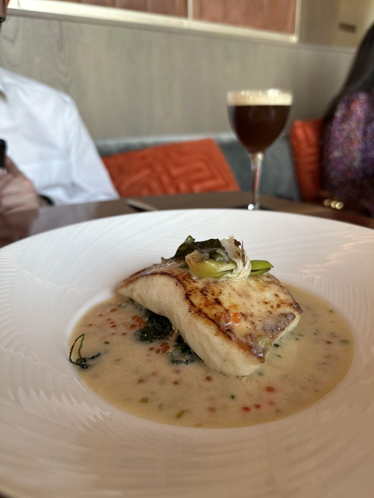 Peak with Priceless Peak with Priceless