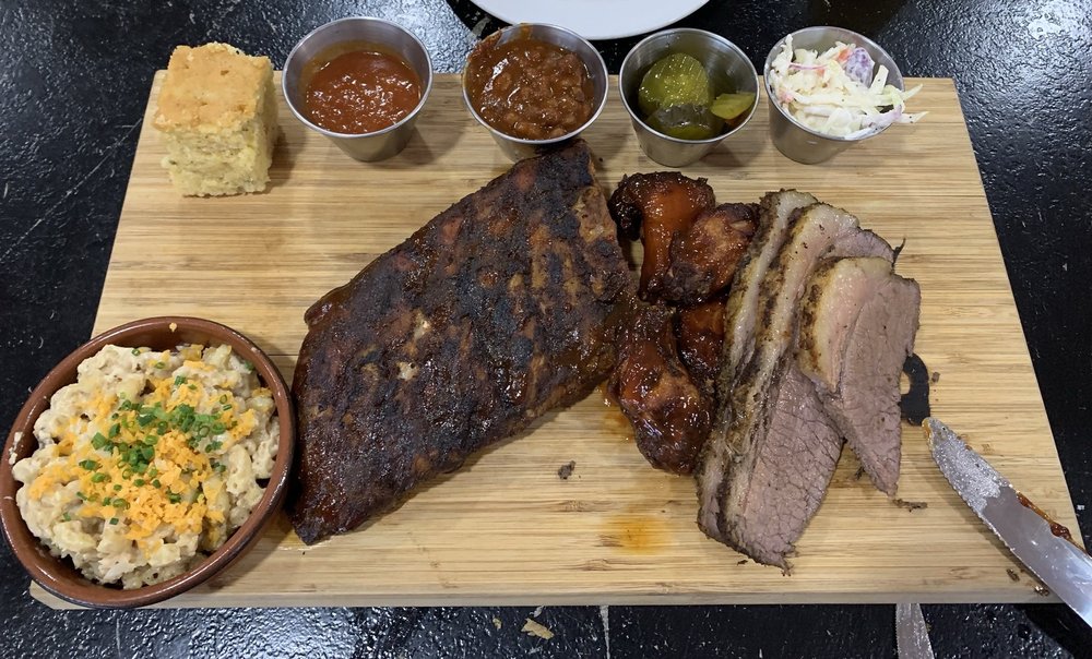 Front Street BBQ Logo