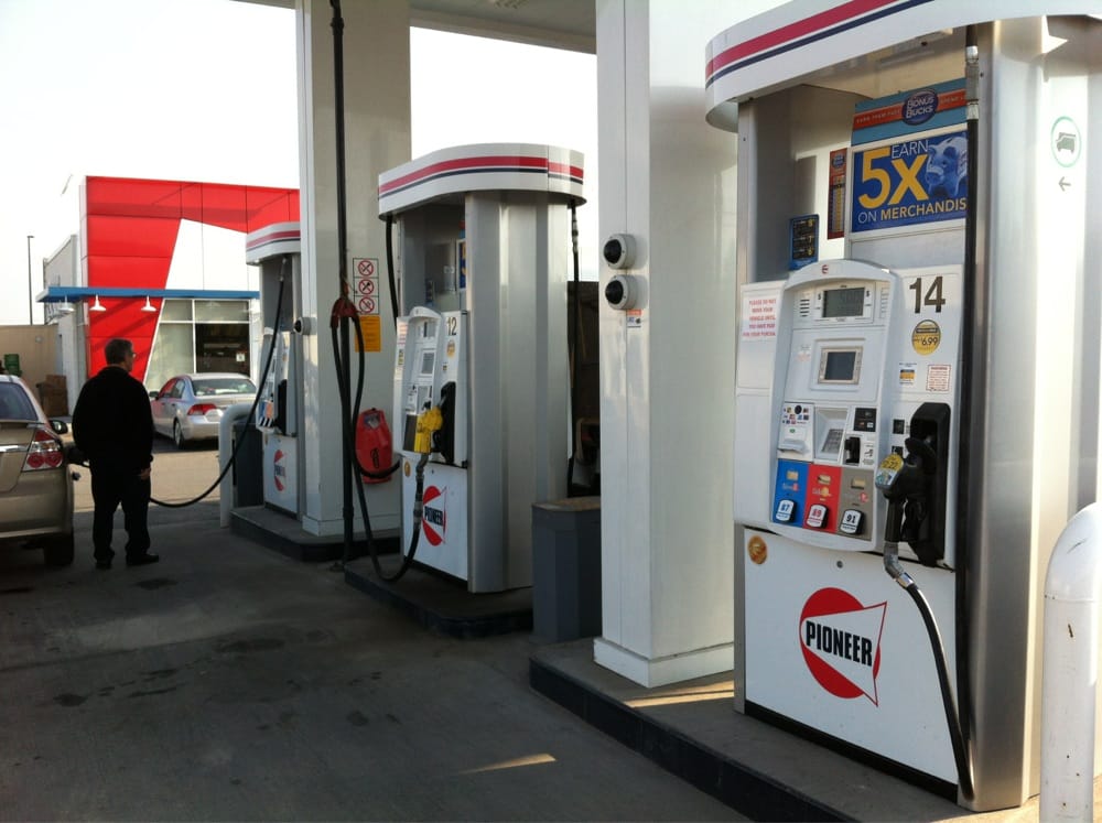 PIONEER PETROLEUMS Updated August 2024 631 Industrial Avenue, Ottawa, Ontario Gas Stations