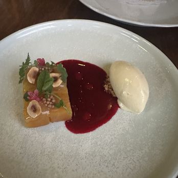 St Lawrence Restaurant - French Near Me - Vancouver, British Columbia St Lawrence Restaurant - French Near Me - Vancouver, British Columbia
