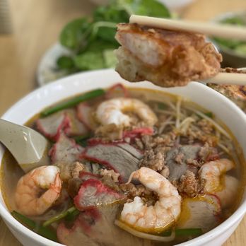 Mong Thu Cafe - a bowl of soup with shrimp and noodles - Vietnamese Near Me - San Francisco, California Mong Thu Cafe - a bowl of soup with shrimp and noodles - Vietnamese Near Me - San Francisco, California