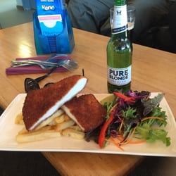 Iluka Tavern - Chickensnitzel!