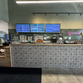 Green District - Ordering counter - Wraps Near Me - Blue Ash, Ohio