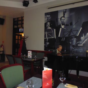 Metro Jazz Bar & Bistro - O 16-tej rozpoczyna grać pianista. - Bistros Near Me - Warsaw, MZ Metro Jazz Bar & Bistro - O 16-tej rozpoczyna grać pianista. - Bistros Near Me - Warsaw, MZ