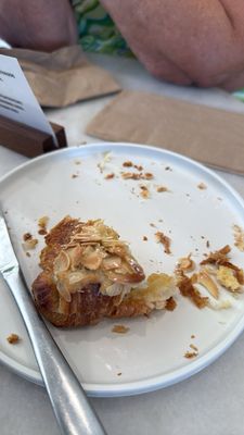 Lucía - Patisserie+Café by null