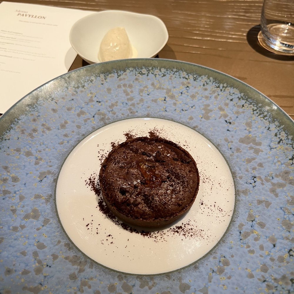 Pavillon Ledoyen - Chocolate tart - French Near Me - Paris, 75
