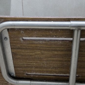 Motel 6 - Shower seat - Hotels Near Me - Texas City, Texas Motel 6 - Shower seat - Hotels Near Me - Texas City, Texas