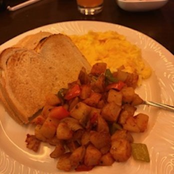 Blue Oak Grille - Classic breakfast 4/5 - American Near Me - Friant, California Blue Oak Grille - Classic breakfast 4/5 - American Near Me - Friant, California