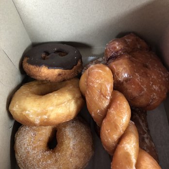 Bartz Bakery - Donuts & apple fritter! - Bakeries Near Me - Dearborn, Michigan