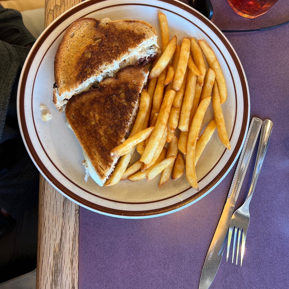 Jerry's Restaurant - Reuben sandwich - Diners Near Me - Weatherford, Oklahoma Jerry's Restaurant - Reuben sandwich - Diners Near Me - Weatherford, Oklahoma
