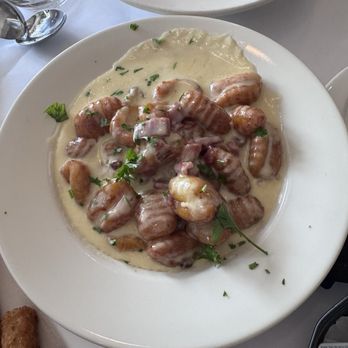 Smithtown Pasta House - Pasta Shops Near Me - Smithtown, New York