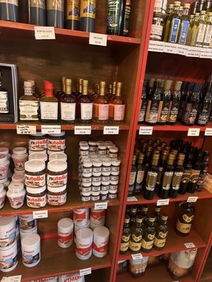 IL Paesano Italian Gourmet Food and Wine Market by null