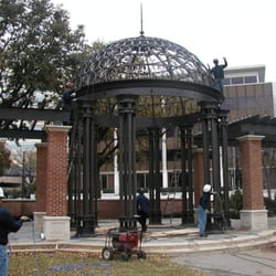 Pettigrew's Custom Iron & Metals - Installing the dome at Lee Park