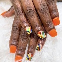 Shine Nail Bar - Fun summer nails!