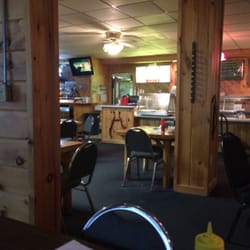 Jim's Restaurant - Dining room