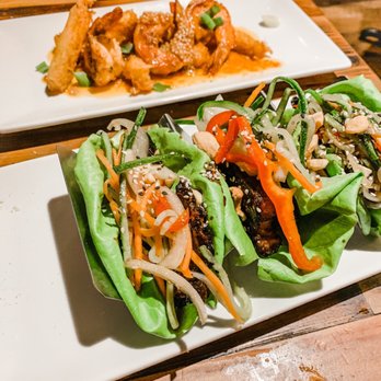 The Inn at Glen Gardner - Shrimp and grits Lettuce wraps - American Near Me - Glen Gardner, New Jersey The Inn at Glen Gardner - Shrimp and grits Lettuce wraps - American Near Me - Glen Gardner, New Jersey